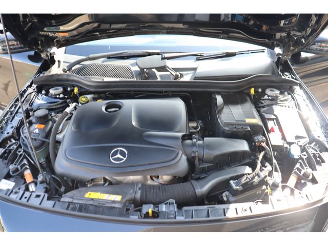 Mercedes Benz GLA-CLASS 2014-01 22671-23