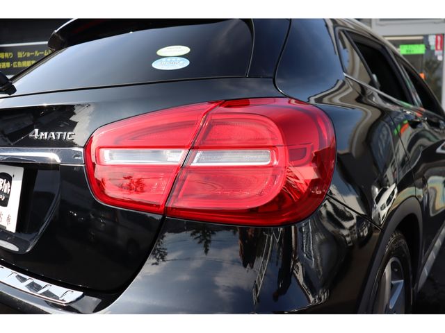 Mercedes Benz GLA-CLASS 2014-01 22671-20