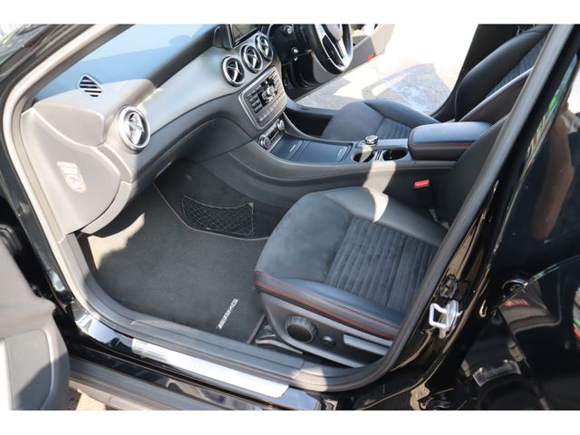 Mercedes Benz GLA-CLASS 2014-01 22671-5