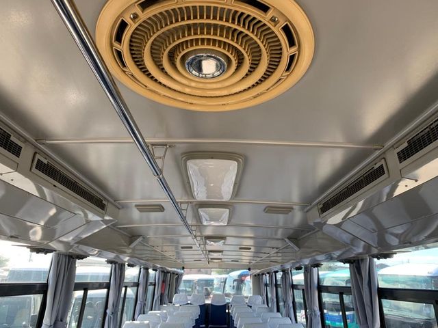 Hino BLUE RIBBON 2004-02 24716-19
