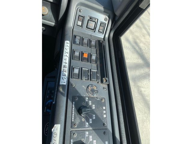 Hino BLUE RIBBON 2004-02 24716-5