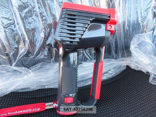 Mitsubishi CANTER 2023-02 205638-11