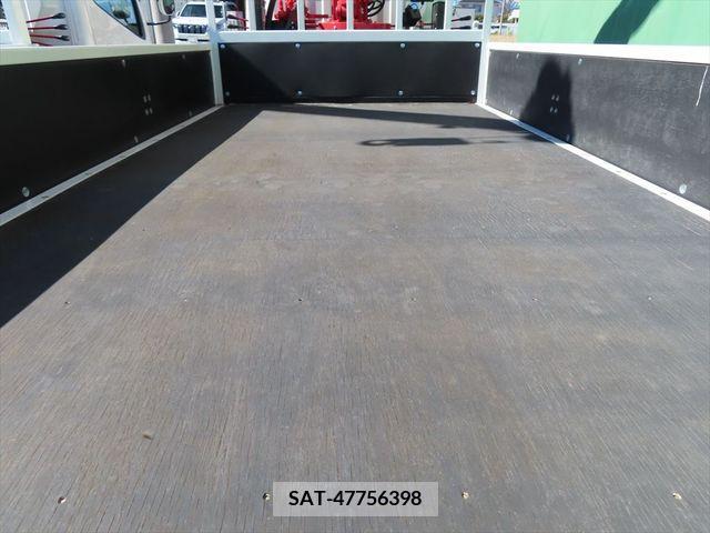Mitsubishi CANTER 2023-02 205638-3