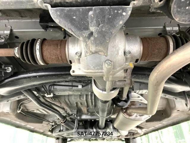 Honda N BOX 2023-03 207944-19