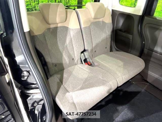 Honda N BOX 2023-03 207944-9