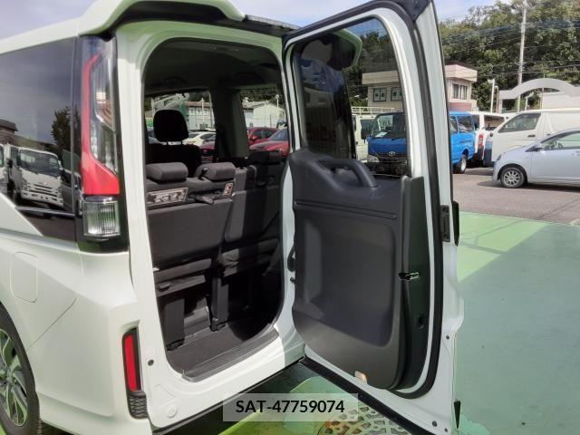 Honda STEP WGN 2017-05 251512-8
