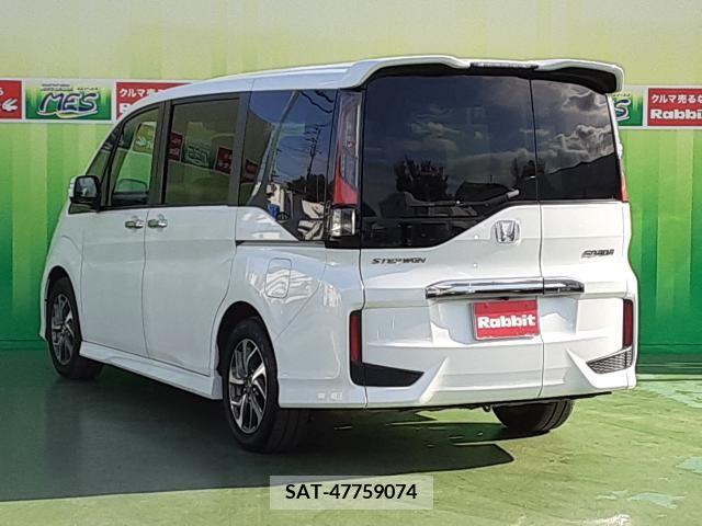 Honda STEP WGN 2017-05 251512-2