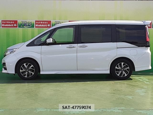 Honda STEP WGN 2017-05 251512-1