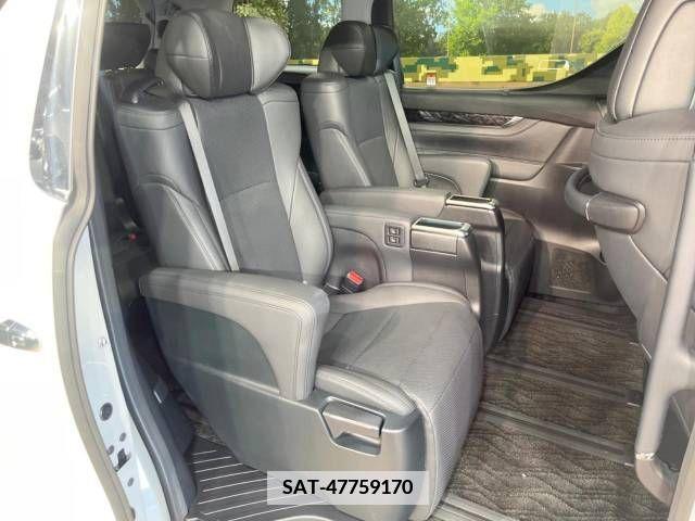 Toyota ALPHARD 2022-10 376629-10