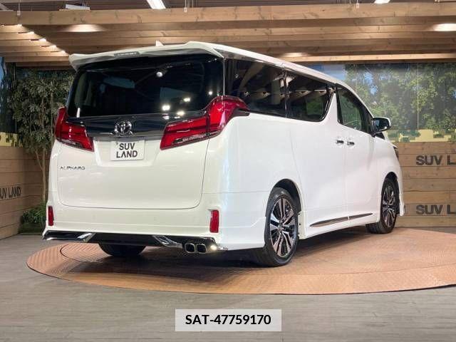 Toyota ALPHARD 2022-10 376629-18