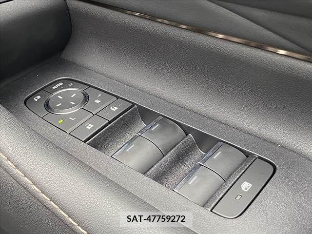 Toyota ALPHARD 2023-08 345343-26