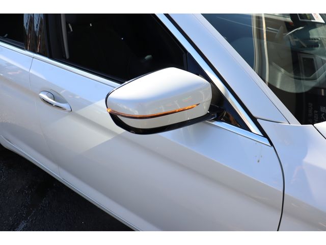 Bmw 5 SERIES 2017-01 13424-18