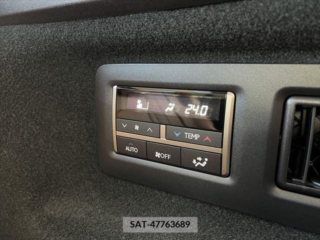 Lexus RX 2022-01 334445-17