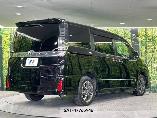 Toyota VOXY 2019-06 380259-18