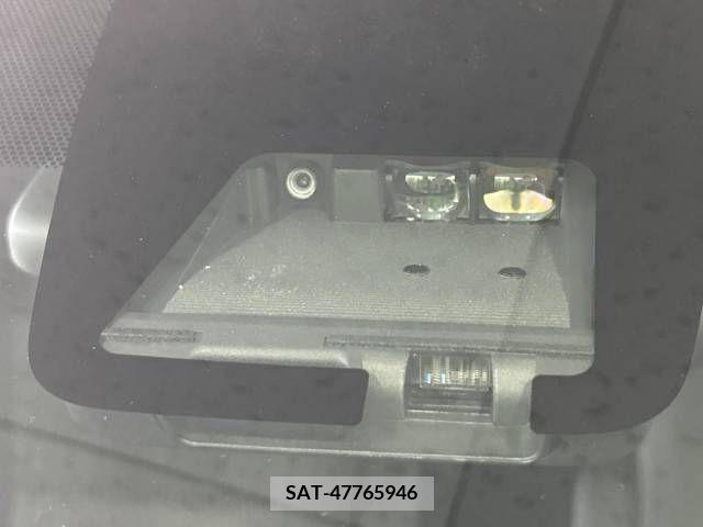 Toyota VOXY 2019-06 380259-4