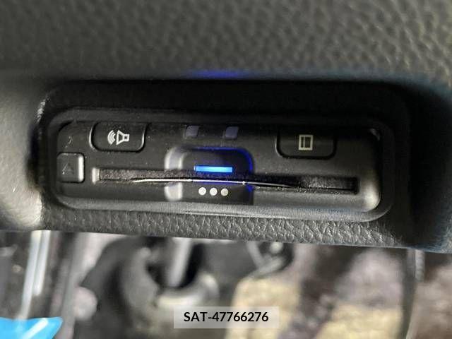 Honda N-VAN 2022-04 365637-6