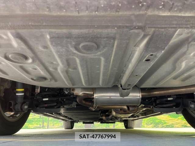 Toyota VOXY 2014-06 289187-19