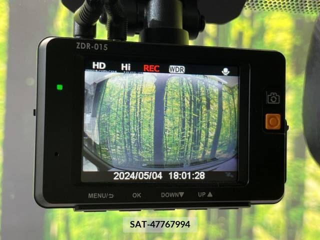 Toyota VOXY 2014-06 289187-4