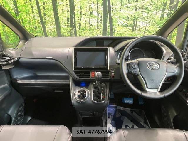 Toyota VOXY 2014-06 289187-1