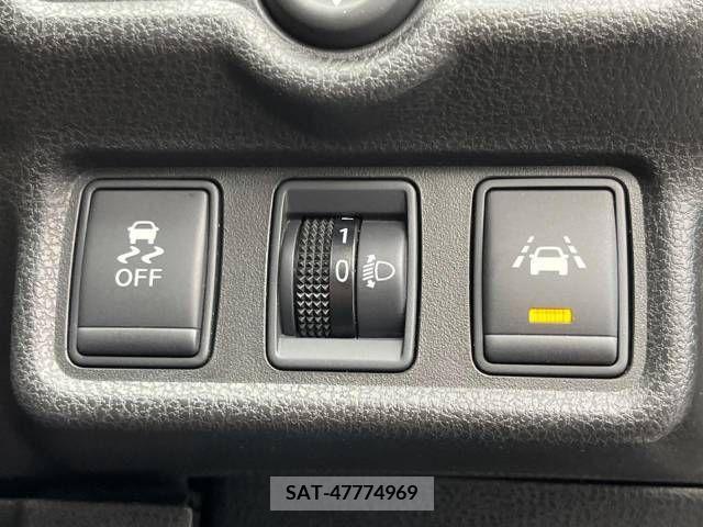 Nissan NOTE 2014-06 342602-7