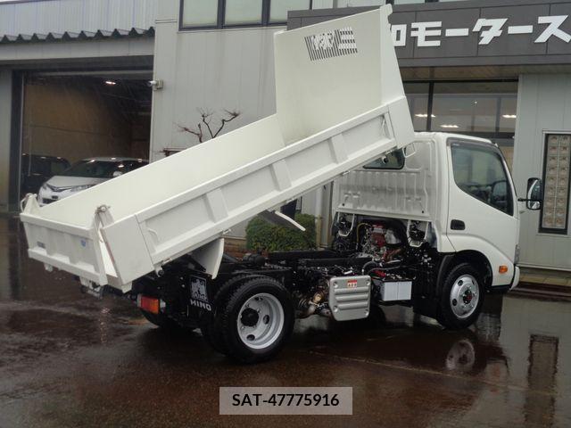 Hino DUTRO 2023-07 228563-16