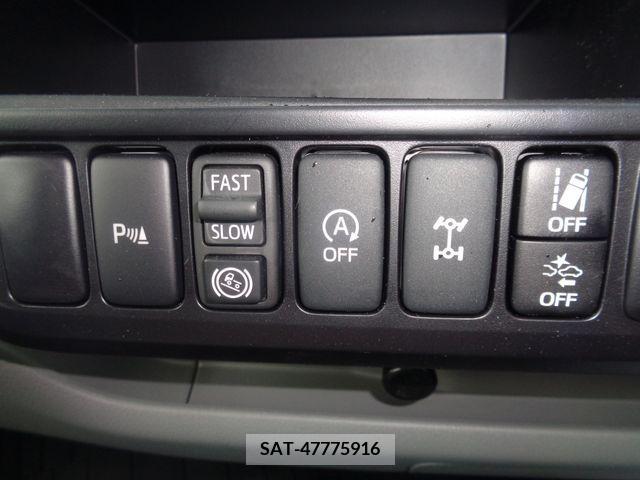 Hino DUTRO 2023-07 228563-11