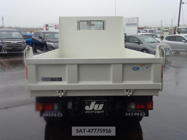 Hino DUTRO 2023-07 228563-6