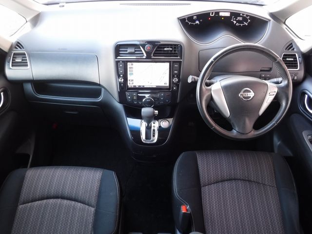 Nissan SERENA 2014-03 16453-1