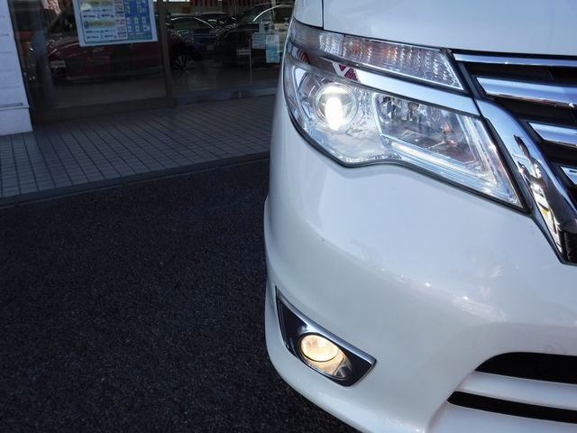 Nissan SERENA 2014-03 16453-5