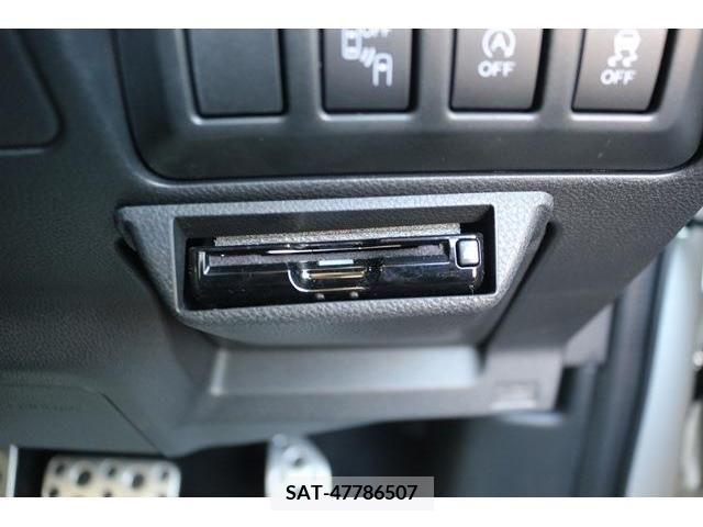 Subaru FORESTER 2018-10 211828-4