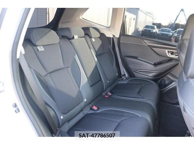 Subaru FORESTER 2018-10 211828-13