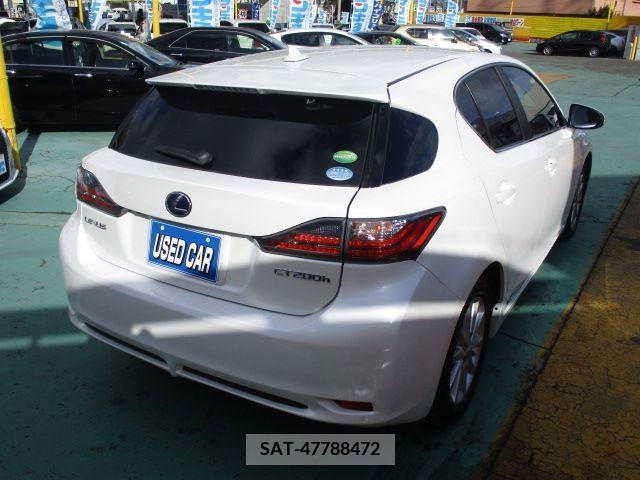Lexus CT 2013-06 200229-2