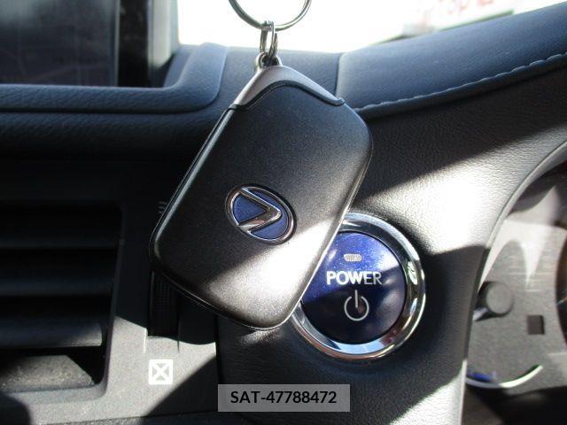 Lexus CT 2013-06 200229-15