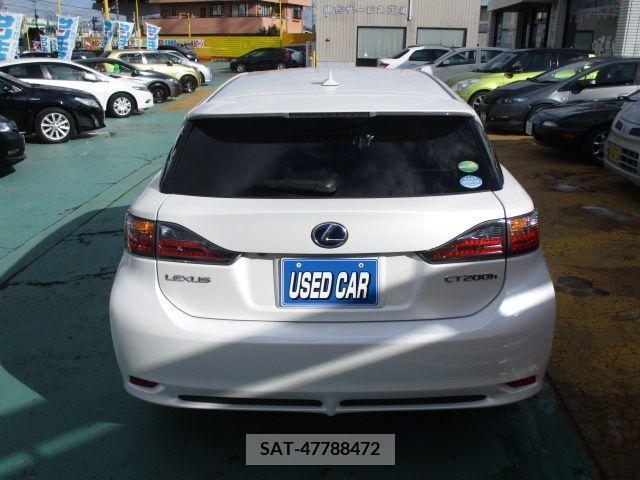 Lexus CT 2013-06 200229-3