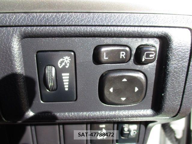 Lexus CT 2013-06 200229-6