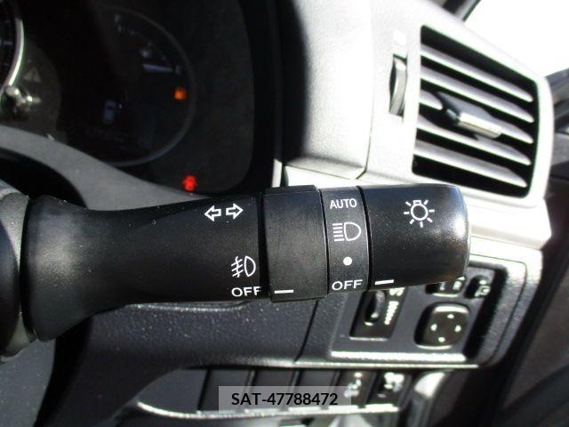 Lexus CT 2013-06 200229-11