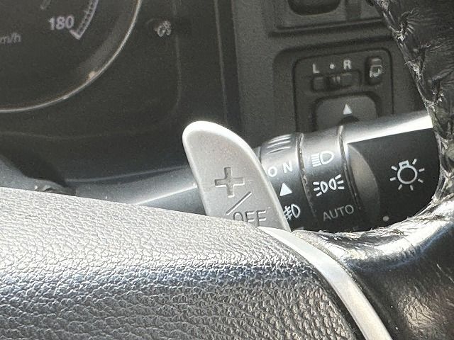 Mitsubishi DELICA D5 2012-09 6124-8