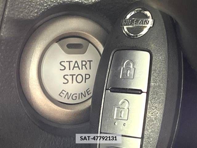 Nissan JUKE 2018-08 339949-7
