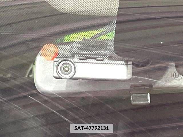 Nissan JUKE 2018-08 339949-5