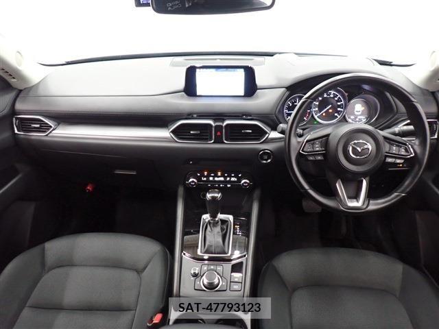 Mazda CX-5 2019-10 396197-9