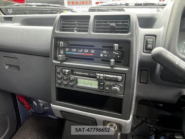 Mitsubishi BRAVO 1996-01 395992-9