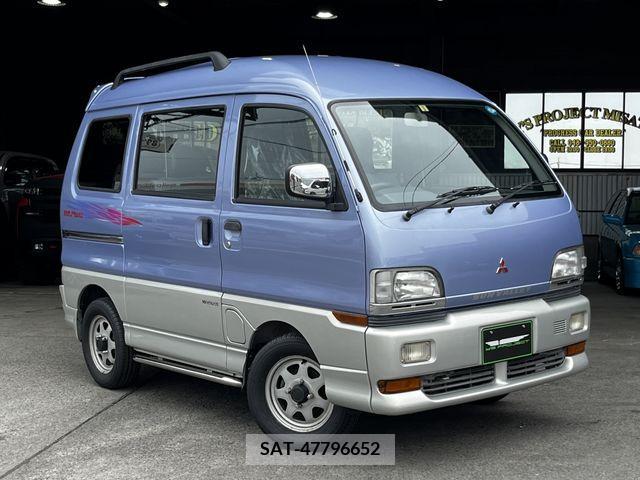 Mitsubishi BRAVO 1996-01 395992-3