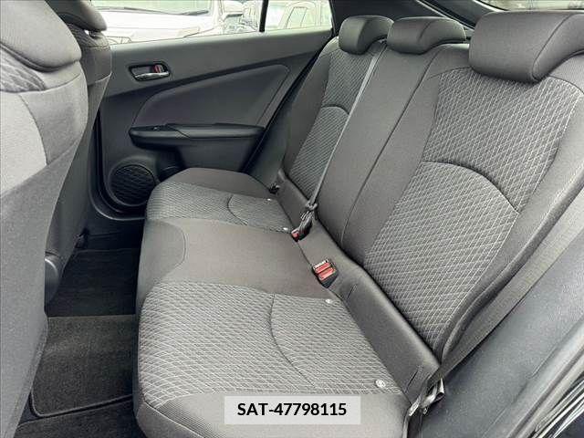 Toyota PRIUS 2017-07 382081-16