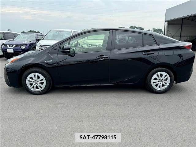 Toyota PRIUS 2017-07 382081-10