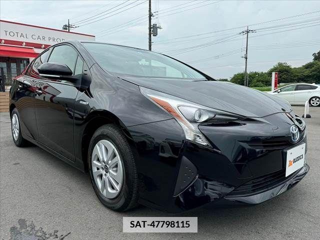 Toyota PRIUS 2017-07 382081-7