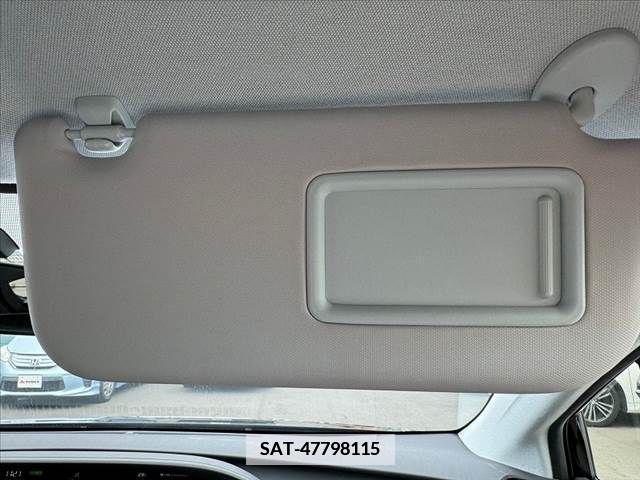 Toyota PRIUS 2017-07 382081-21
