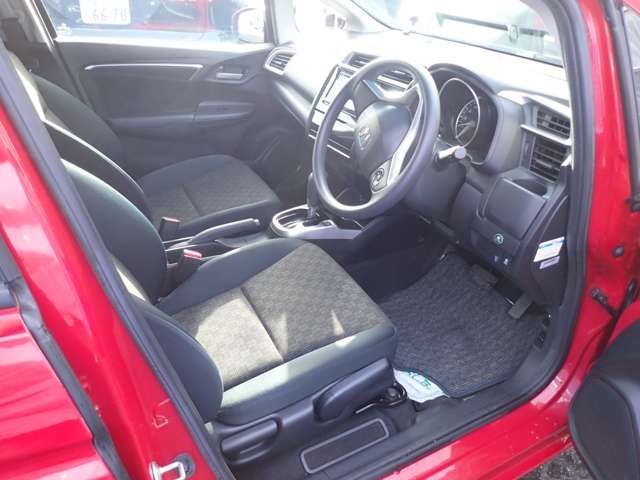 Honda FIT 2016-04 3069-6
