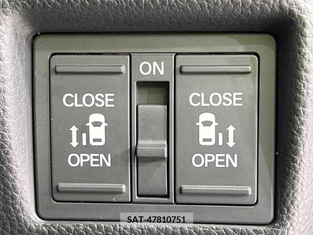Honda N BOX CUSTOM 2019-03 218921-5