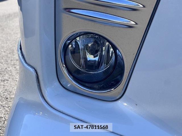 Nissan SERENA 2011-11 326969-24