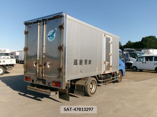 Hino DUTRO 2014-02 296732-5